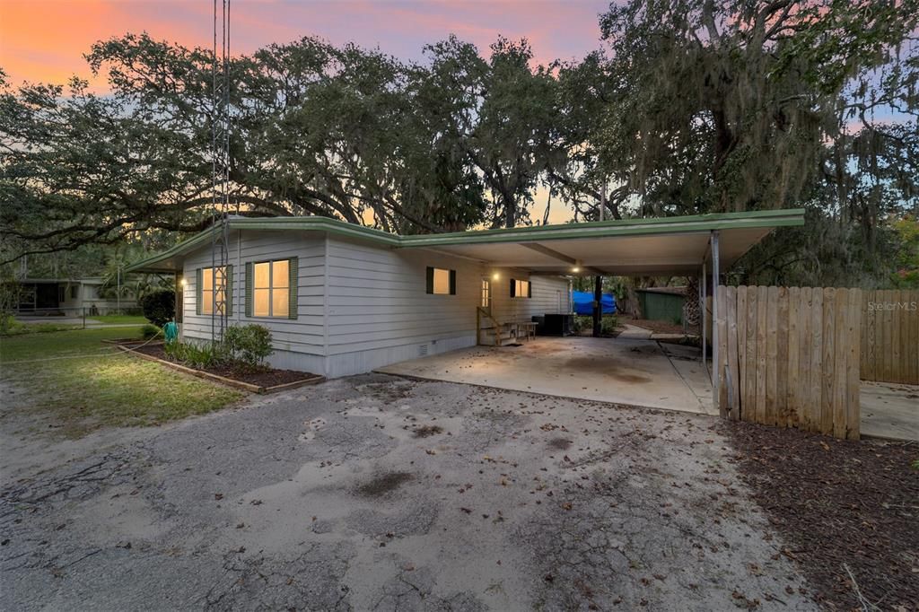 待售: $175,000 (3 贝兹, 2 浴室, 1344 平方英尺)