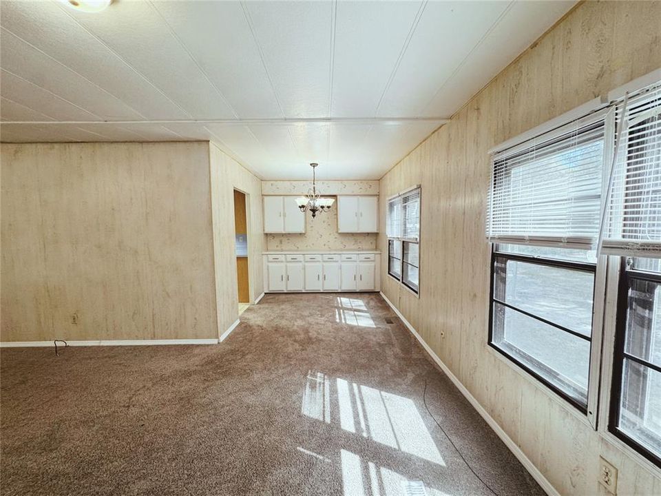 待售: $175,000 (3 贝兹, 2 浴室, 1344 平方英尺)