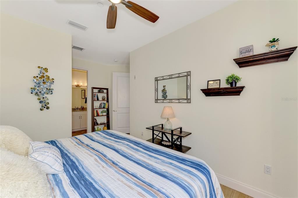 For Sale: $789,000 (2 beds, 3 baths, 1767 Square Feet)