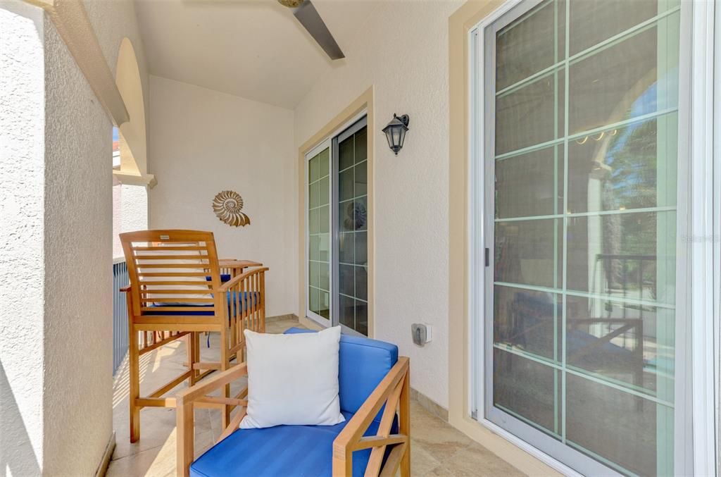 For Sale: $789,000 (2 beds, 3 baths, 1767 Square Feet)