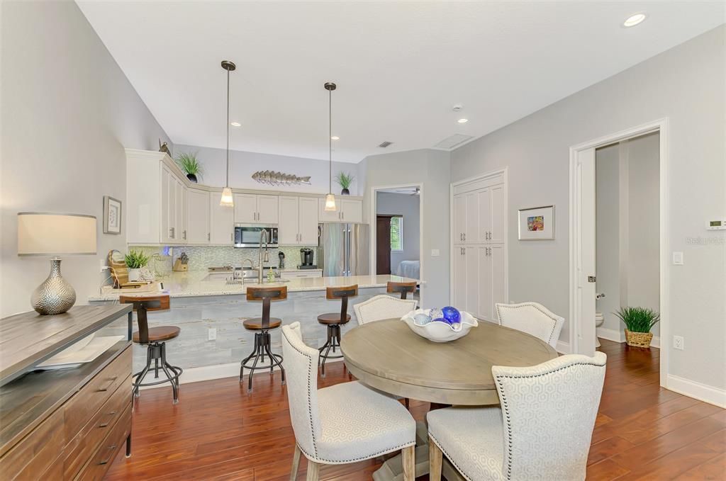 For Sale: $789,000 (2 beds, 3 baths, 1767 Square Feet)