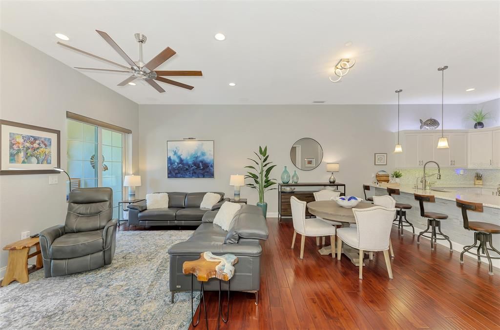 For Sale: $789,000 (2 beds, 3 baths, 1767 Square Feet)