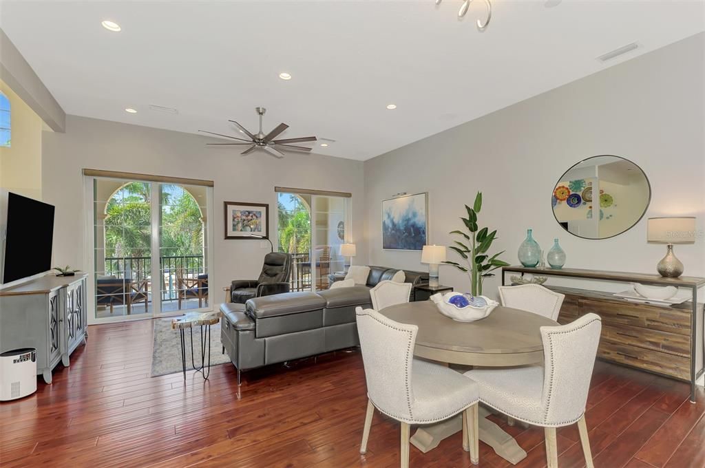 For Sale: $789,000 (2 beds, 3 baths, 1767 Square Feet)