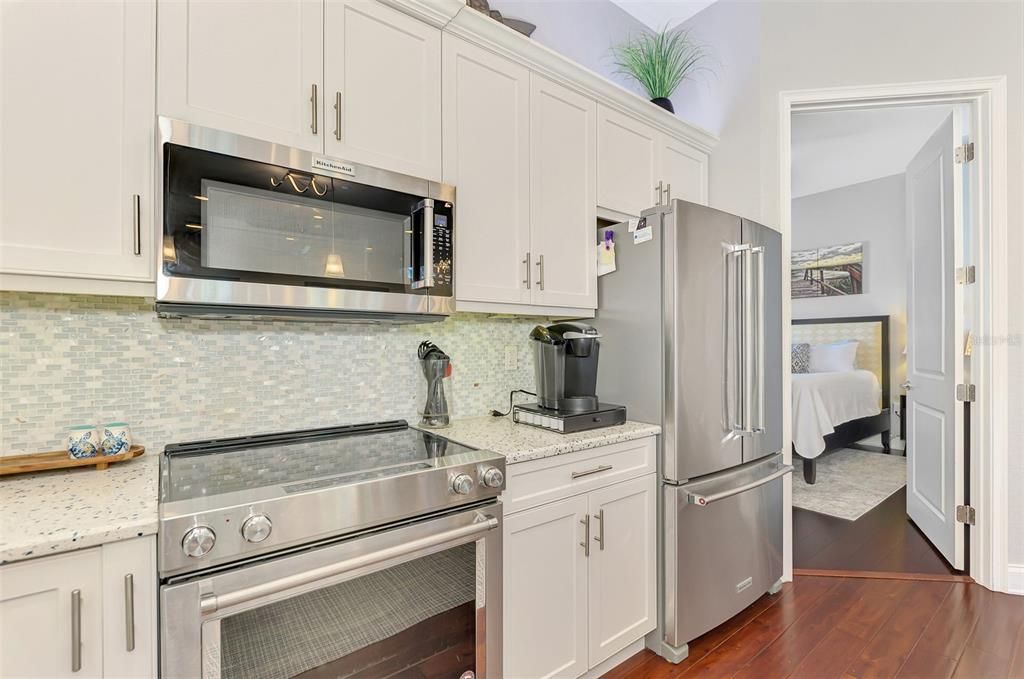 For Sale: $789,000 (2 beds, 3 baths, 1767 Square Feet)