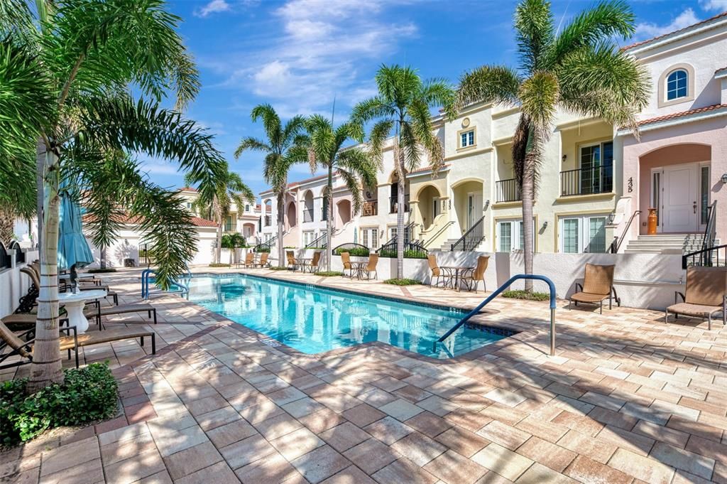 For Sale: $789,000 (2 beds, 3 baths, 1767 Square Feet)