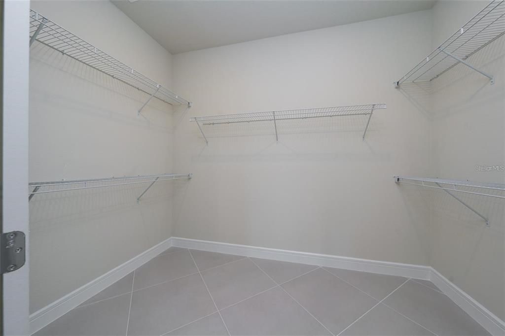 Active With Contract: $599,000 (4 beds, 3 baths, 2249 Square Feet)