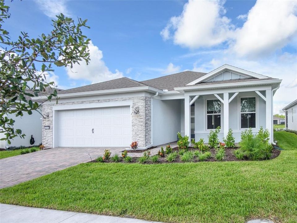 Active With Contract: $599,000 (4 beds, 3 baths, 2249 Square Feet)