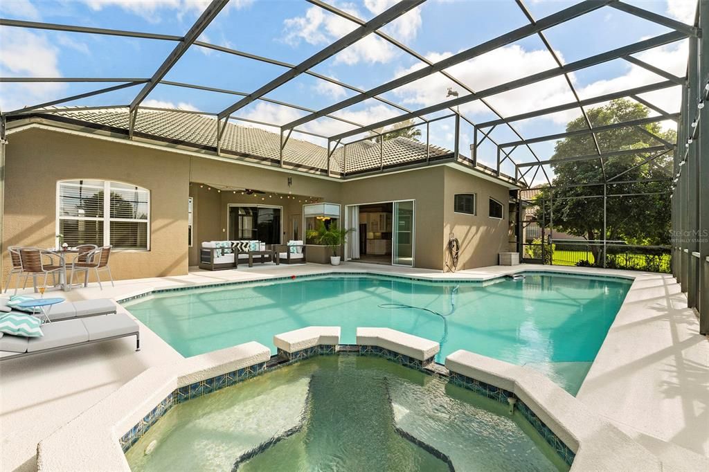 Active With Contract: $949,000 (4 beds, 3 baths, 3563 Square Feet)