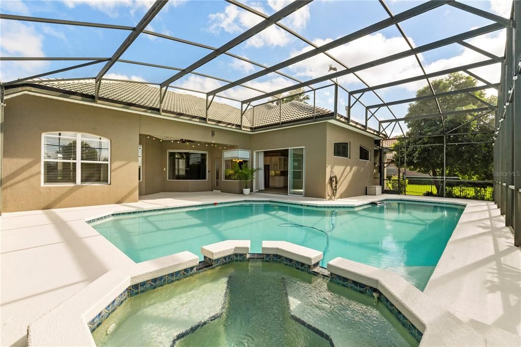 Active With Contract: $949,000 (4 beds, 3 baths, 3563 Square Feet)