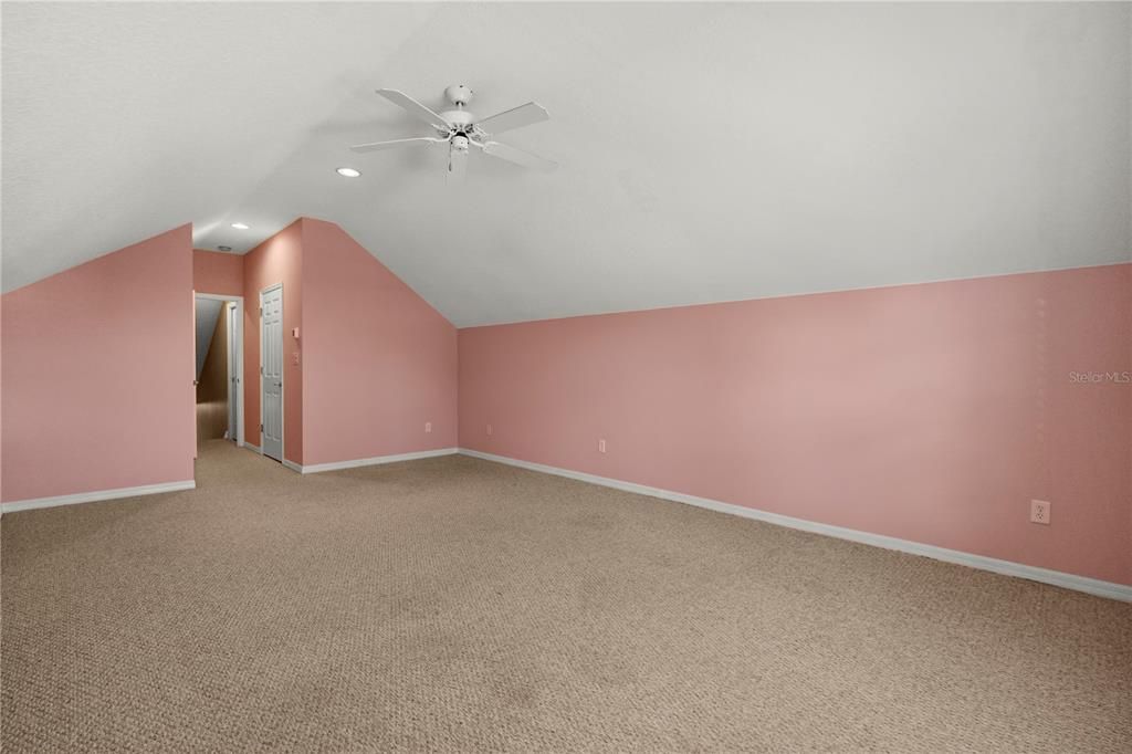 Active With Contract: $949,000 (4 beds, 3 baths, 3563 Square Feet)