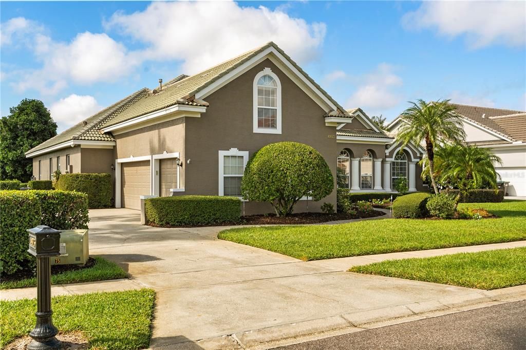 Active With Contract: $949,000 (4 beds, 3 baths, 3563 Square Feet)