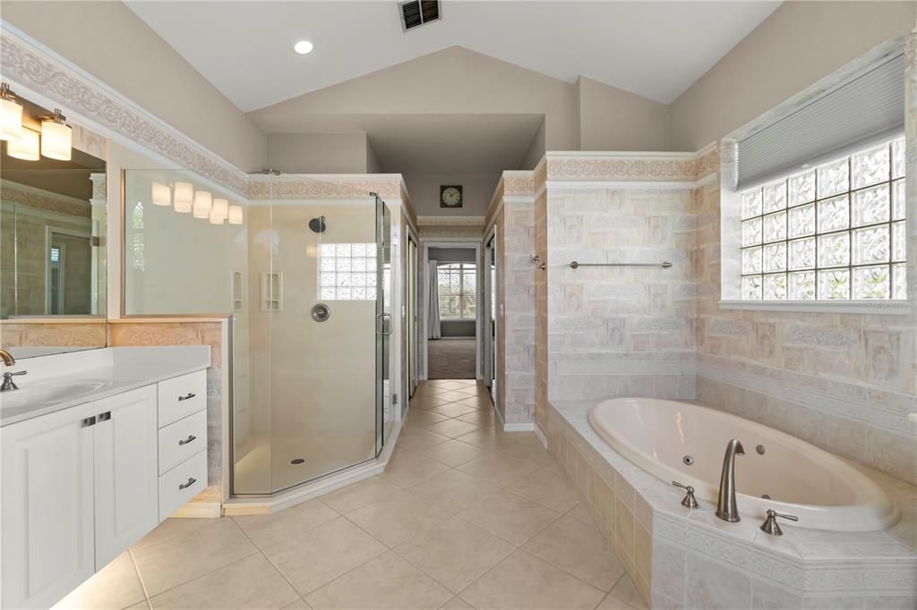 Active With Contract: $949,000 (4 beds, 3 baths, 3563 Square Feet)