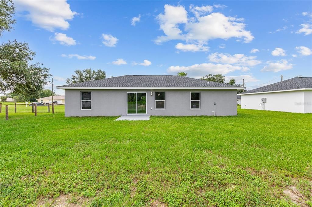 На продажу: $257,900 (3 спален, 2 ванн, 1267 Квадратных фут)