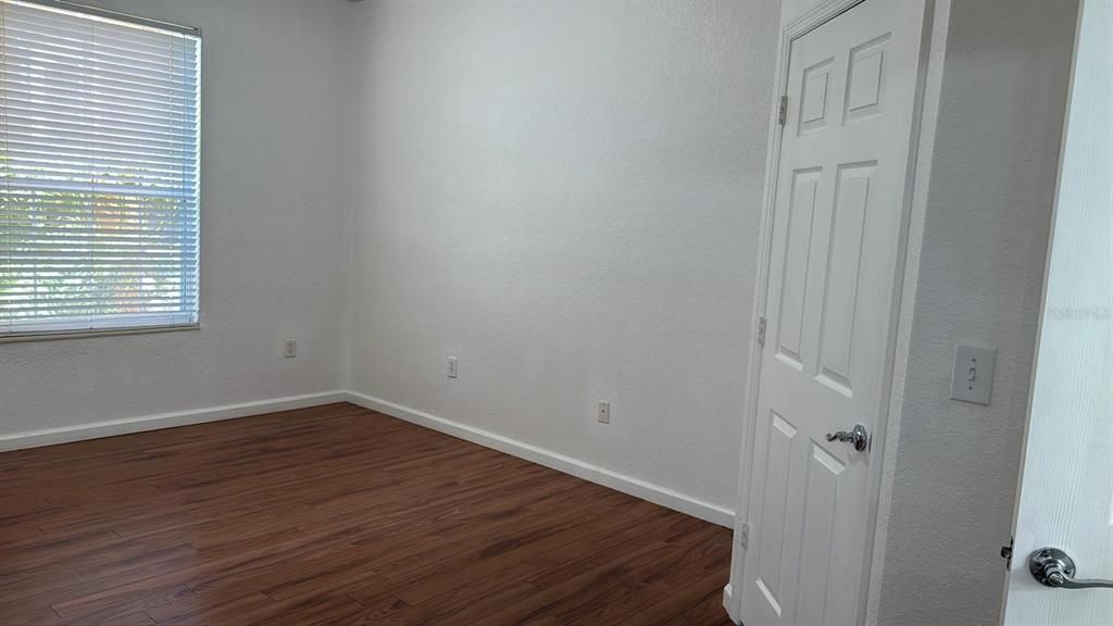 For Sale: $237,000 (3 beds, 2 baths, 1408 Square Feet)