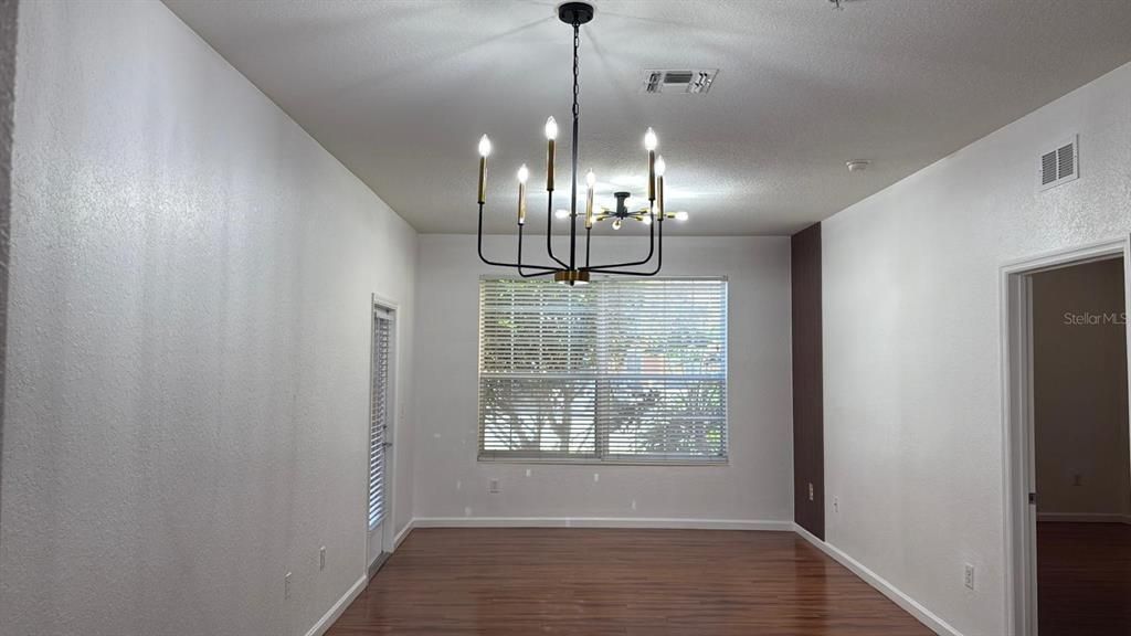 For Sale: $237,000 (3 beds, 2 baths, 1408 Square Feet)