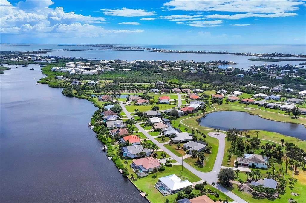 Active With Contract: $1,100,000 (3 beds, 2 baths, 2684 Square Feet)