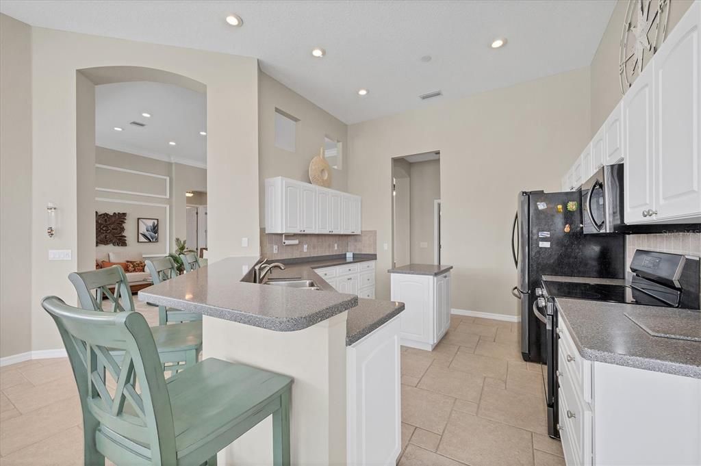 Active With Contract: $1,100,000 (3 beds, 2 baths, 2684 Square Feet)