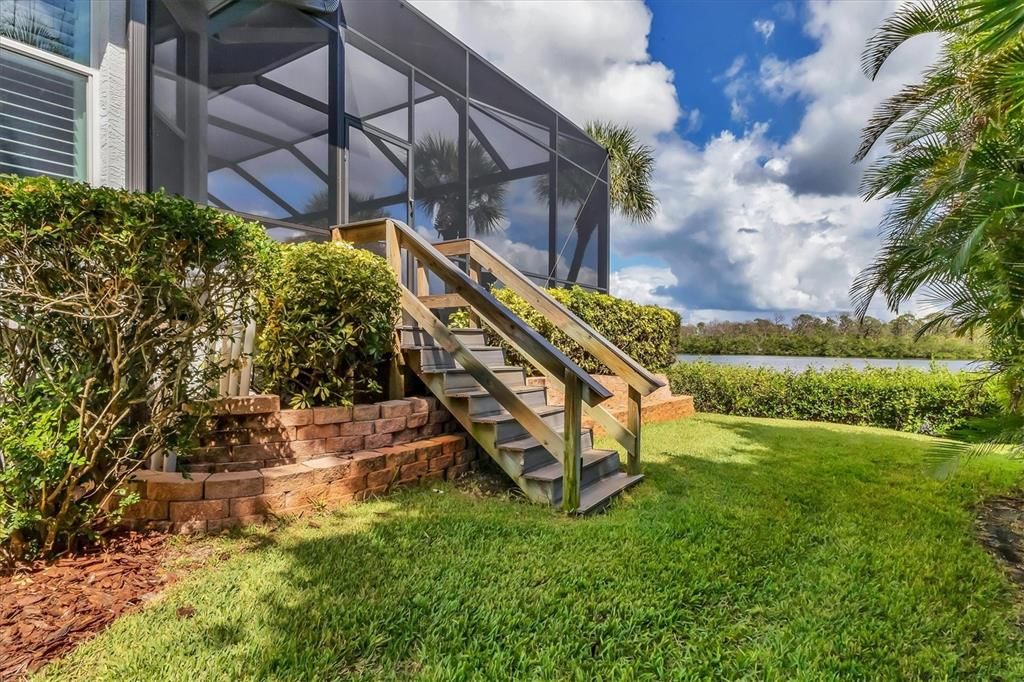 Active With Contract: $1,100,000 (3 beds, 2 baths, 2684 Square Feet)