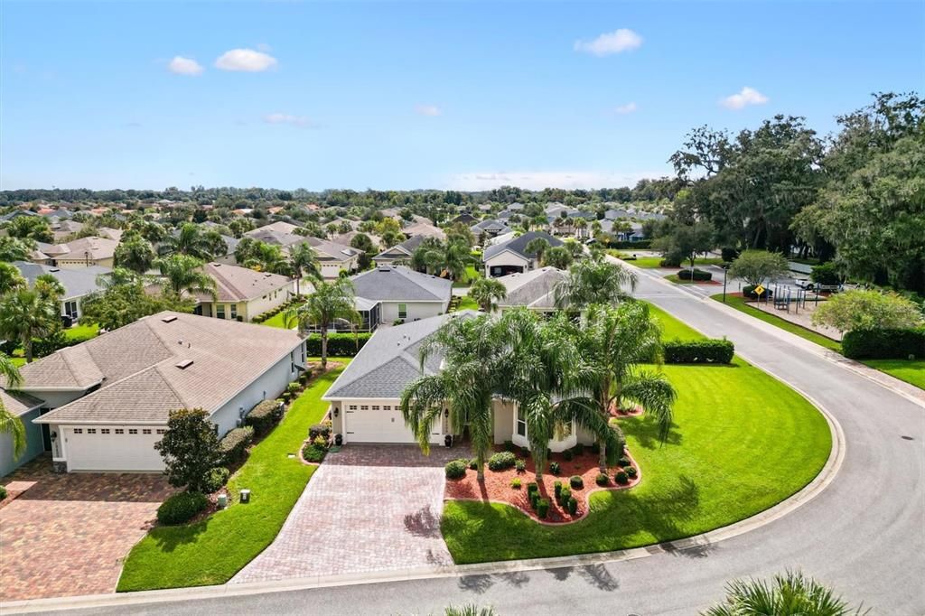 Active With Contract: $325,000 (2 beds, 2 baths, 1846 Square Feet)