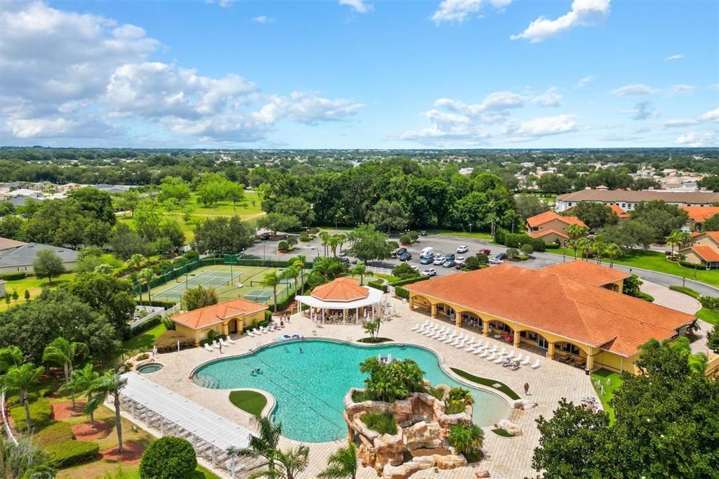 Active With Contract: $325,000 (2 beds, 2 baths, 1846 Square Feet)