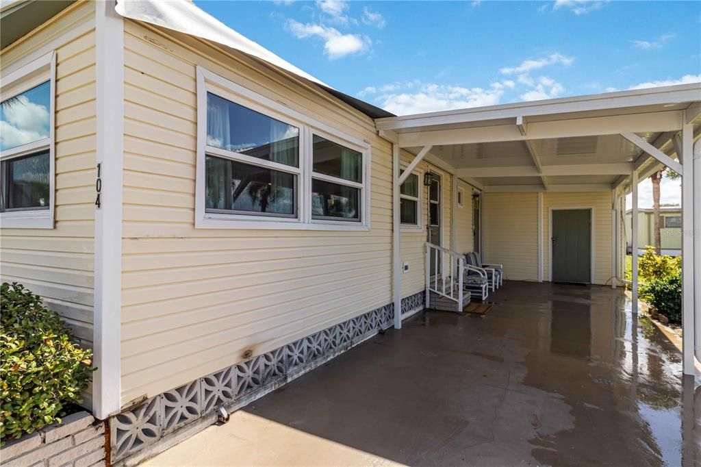 For Sale: $139,900 (2 beds, 2 baths, 1032 Square Feet)