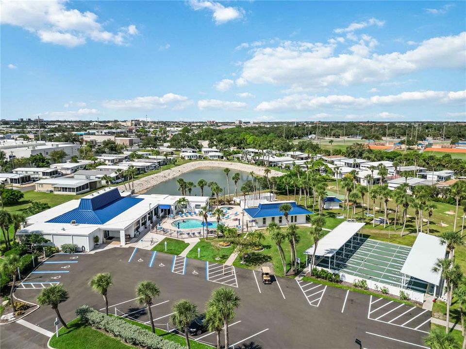 For Sale: $139,900 (2 beds, 2 baths, 1032 Square Feet)