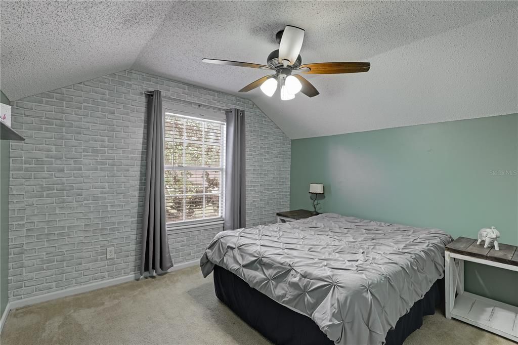 For Sale: $449,900 (5 beds, 3 baths, 3016 Square Feet)