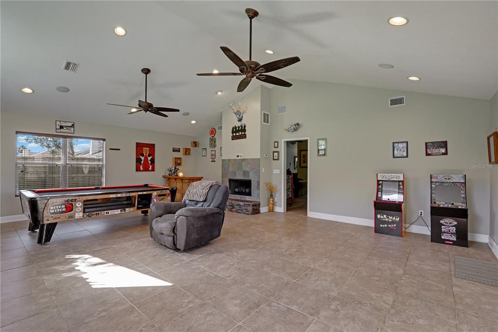 For Sale: $449,900 (5 beds, 3 baths, 3016 Square Feet)