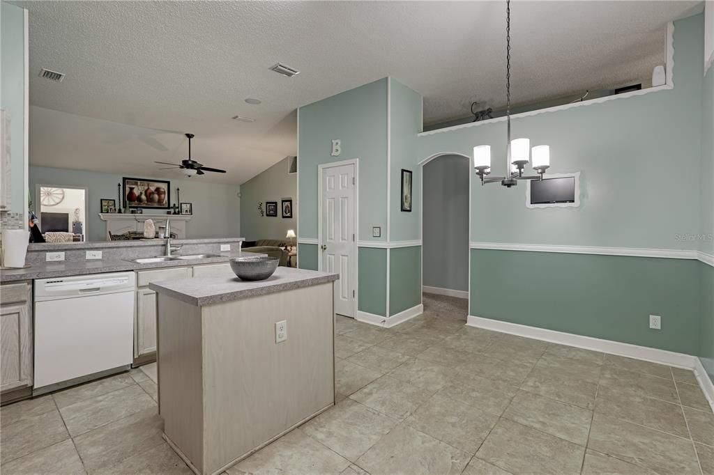 For Sale: $449,900 (5 beds, 3 baths, 3016 Square Feet)