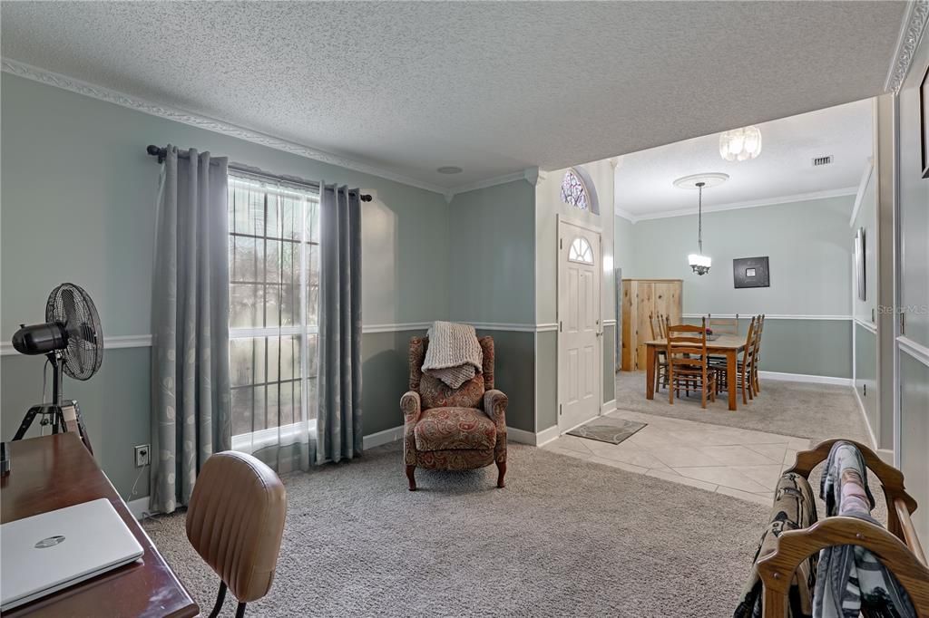 For Sale: $449,900 (5 beds, 3 baths, 3016 Square Feet)