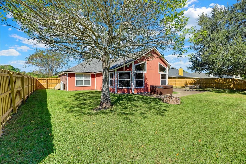 For Sale: $449,900 (5 beds, 3 baths, 3016 Square Feet)