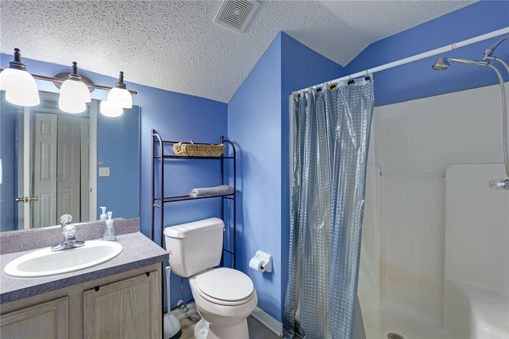 For Sale: $449,900 (5 beds, 3 baths, 3016 Square Feet)