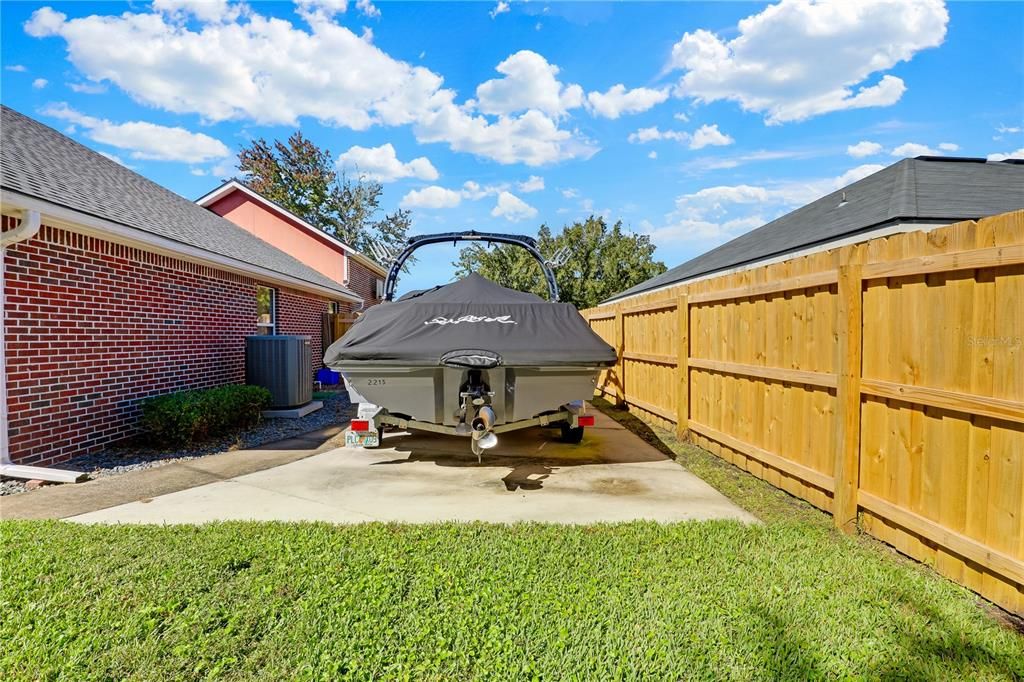 For Sale: $449,900 (5 beds, 3 baths, 3016 Square Feet)