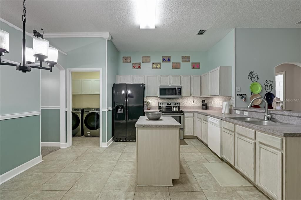 For Sale: $449,900 (5 beds, 3 baths, 3016 Square Feet)