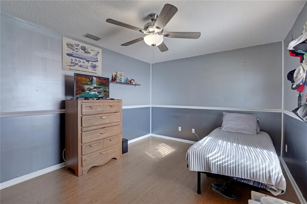 For Sale: $449,900 (5 beds, 3 baths, 3016 Square Feet)