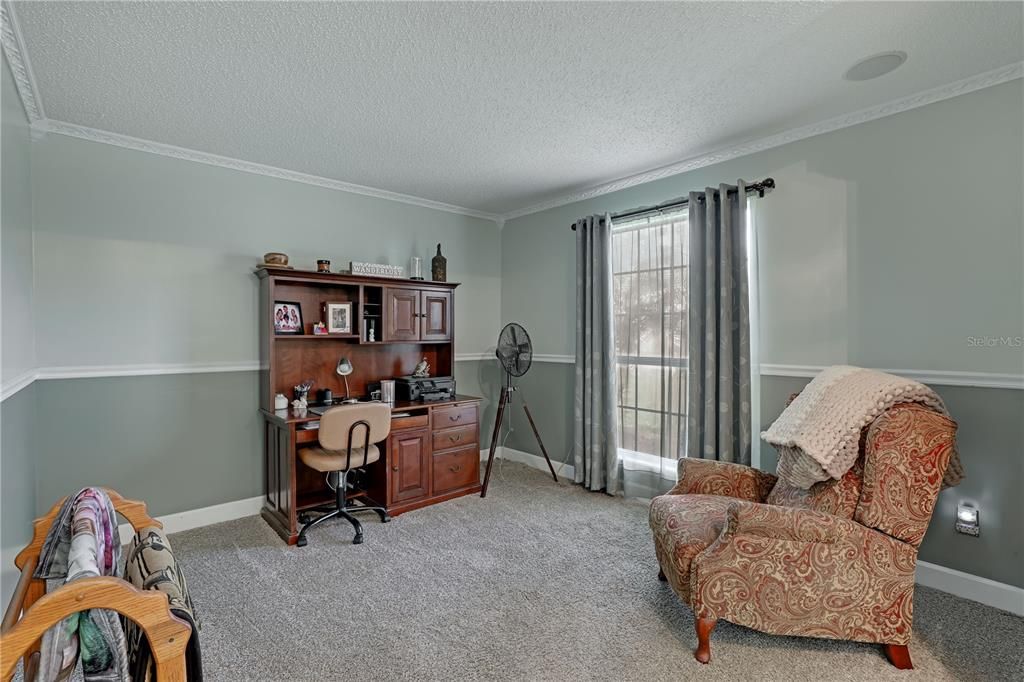 For Sale: $449,900 (5 beds, 3 baths, 3016 Square Feet)