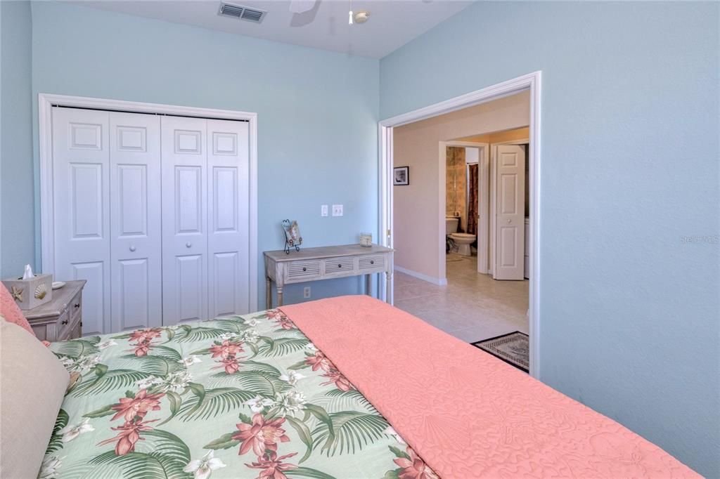 待售: $329,000 (3 贝兹, 2 浴室, 1517 平方英尺)