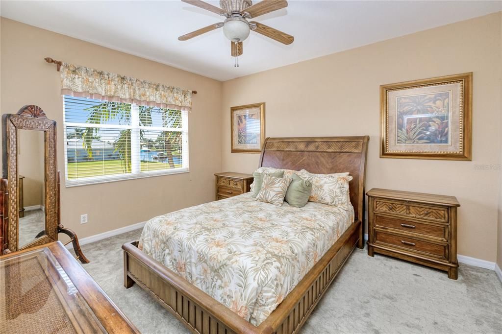 待售: $329,000 (3 贝兹, 2 浴室, 1517 平方英尺)