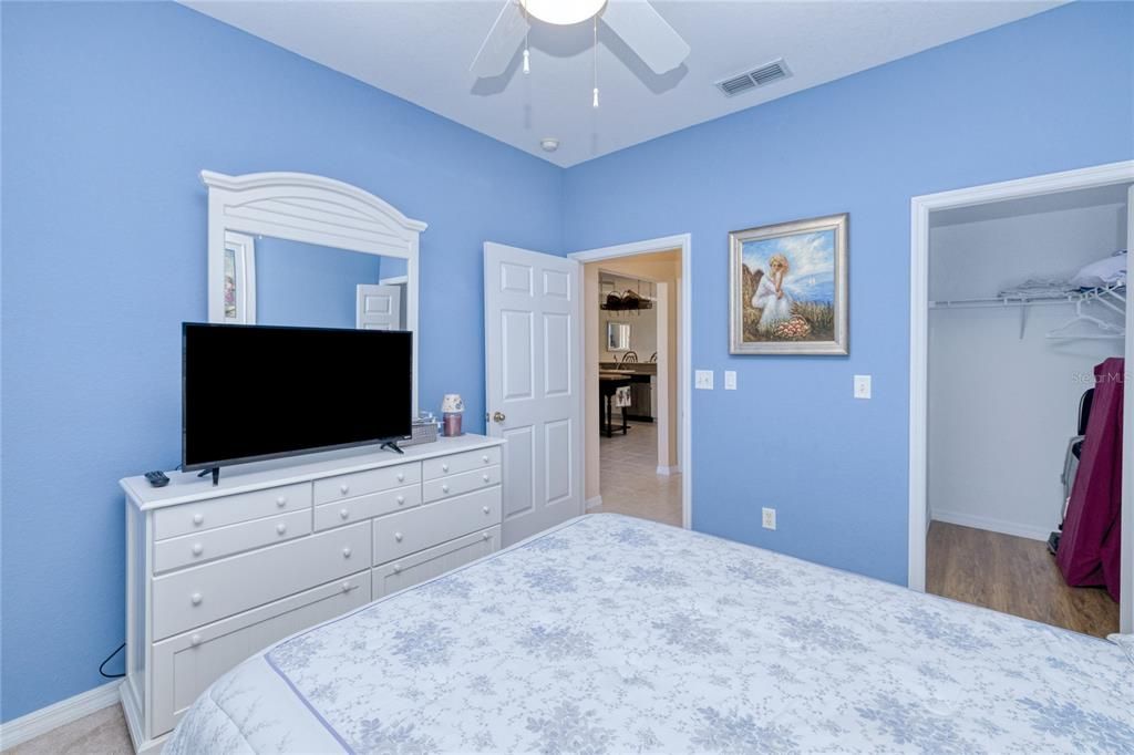 待售: $329,000 (3 贝兹, 2 浴室, 1517 平方英尺)