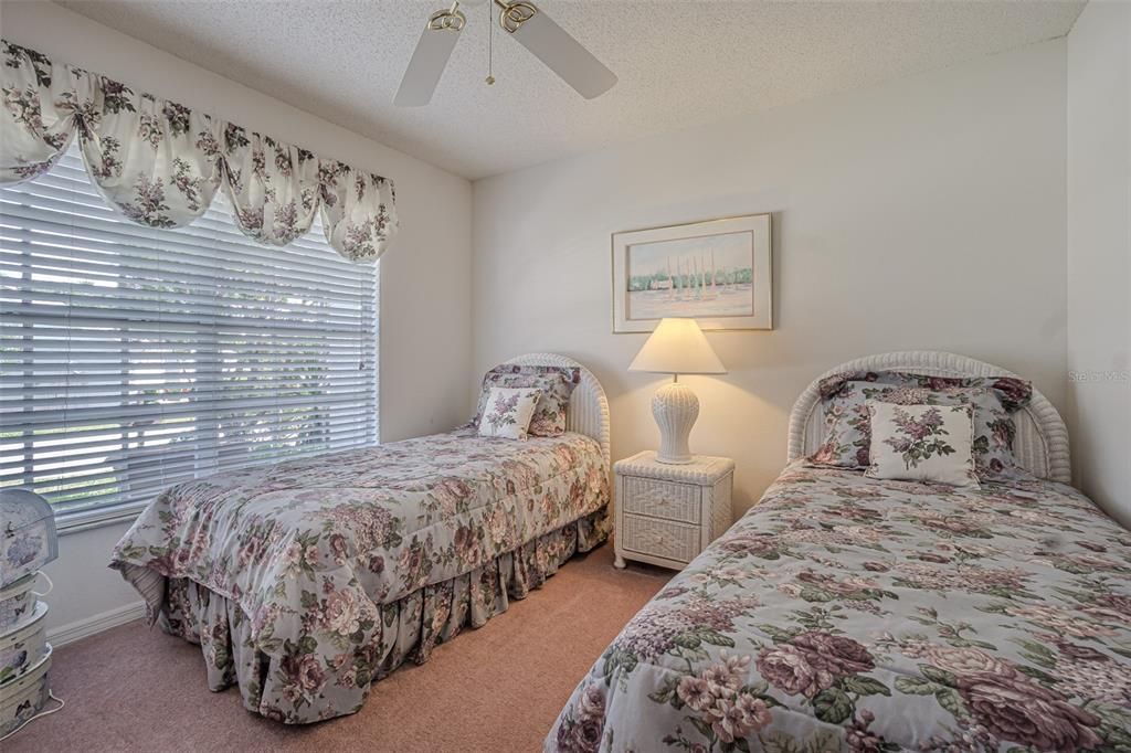 Active With Contract: $263,900 (2 beds, 2 baths, 1538 Square Feet)