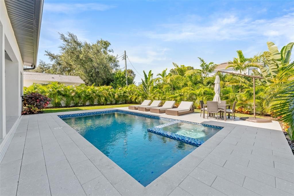 For Sale: $2,099,000 (5 beds, 3 baths, 3625 Square Feet)