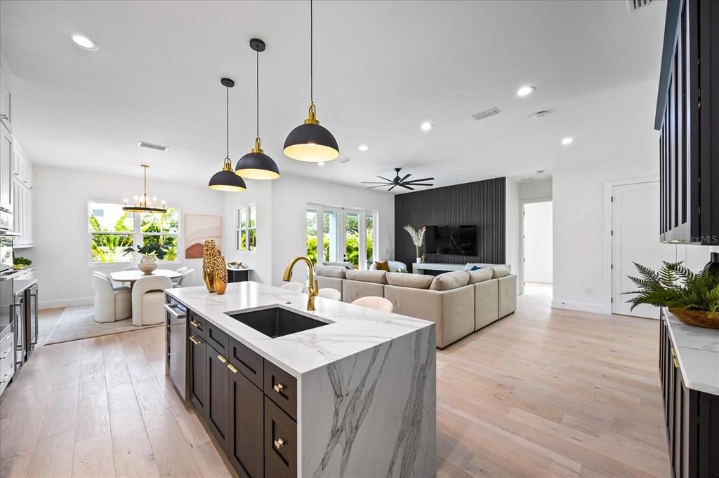 For Sale: $2,099,000 (5 beds, 3 baths, 3625 Square Feet)