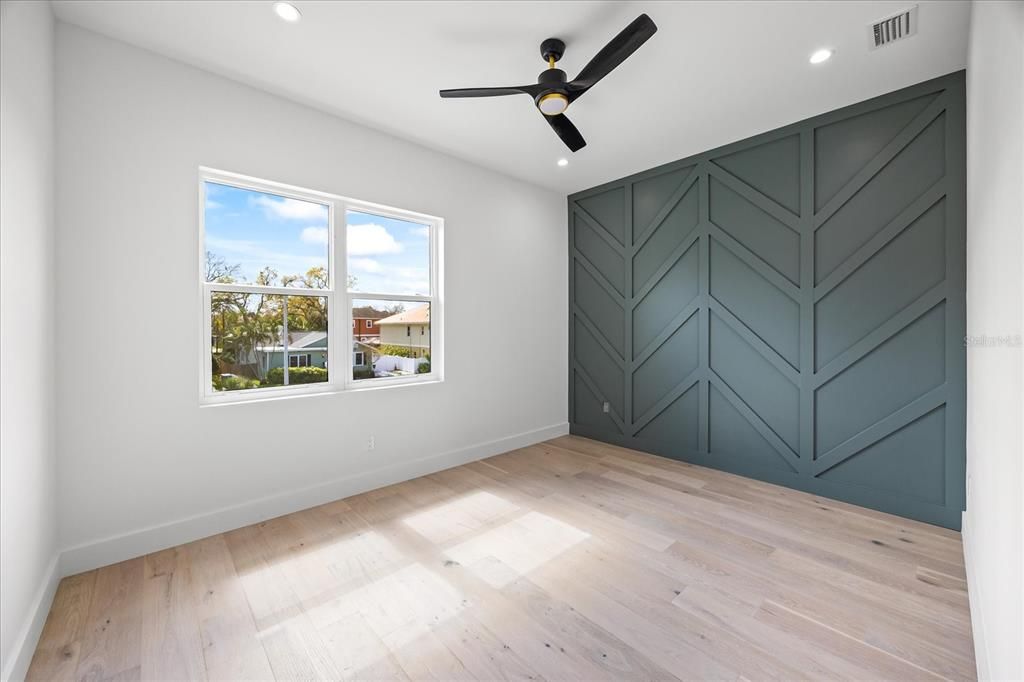 For Sale: $2,099,000 (5 beds, 3 baths, 3625 Square Feet)