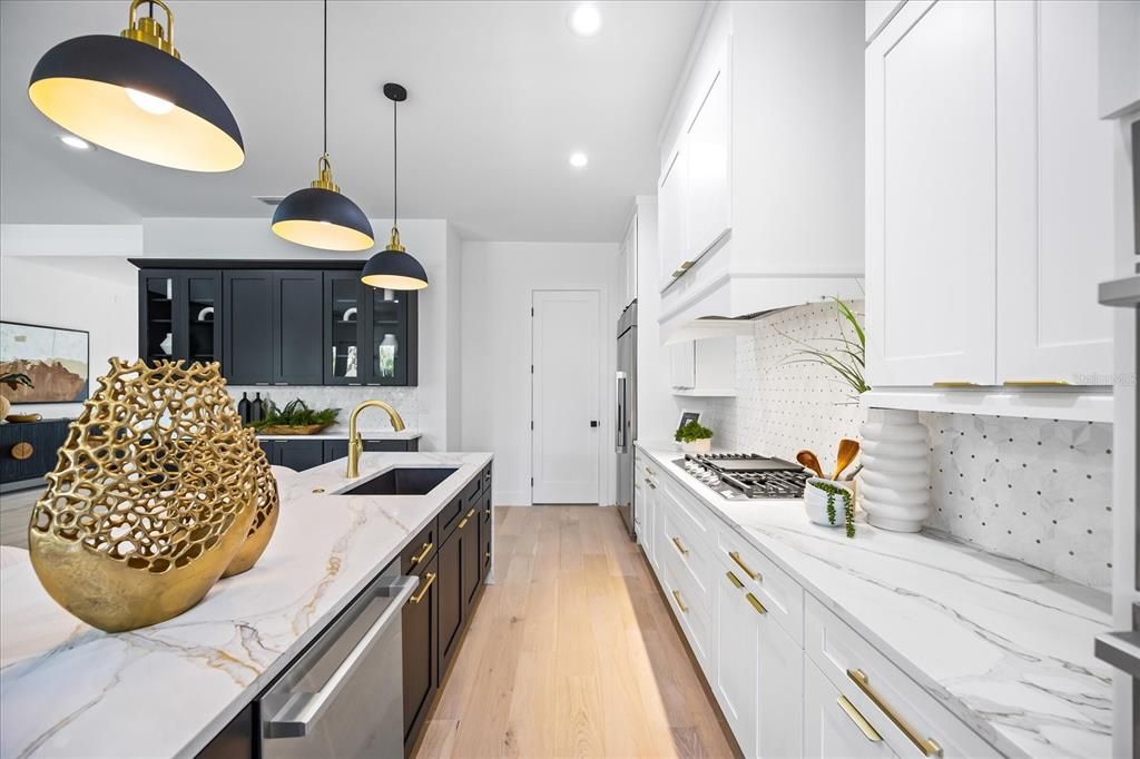 For Sale: $2,099,000 (5 beds, 3 baths, 3625 Square Feet)