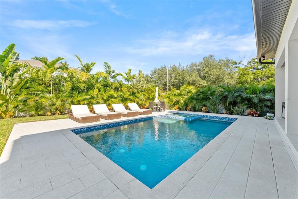 For Sale: $2,099,000 (5 beds, 3 baths, 3625 Square Feet)