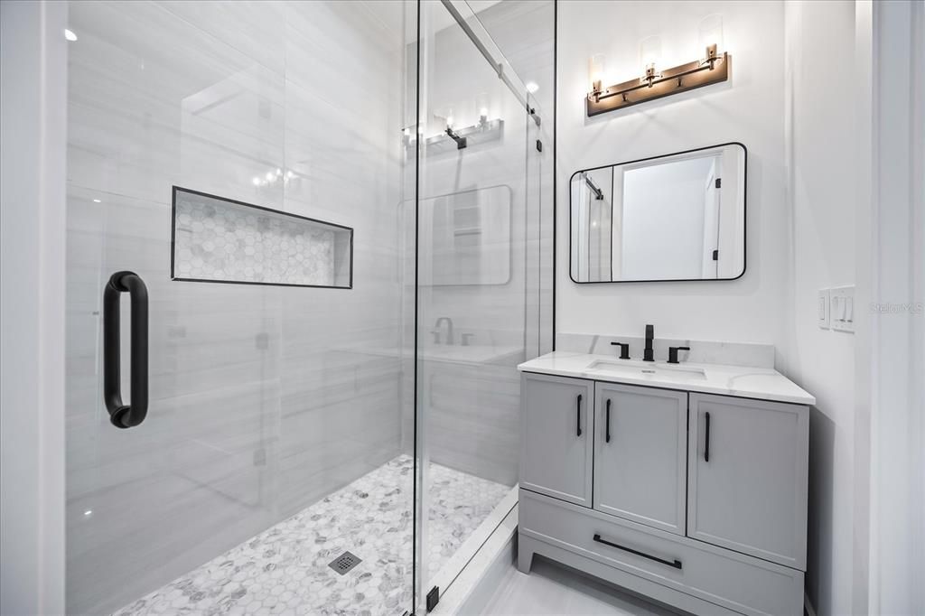 For Sale: $2,099,000 (5 beds, 3 baths, 3625 Square Feet)