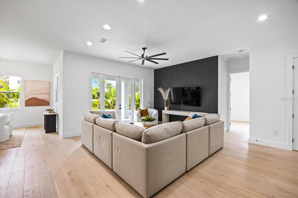 For Sale: $2,099,000 (5 beds, 3 baths, 3625 Square Feet)