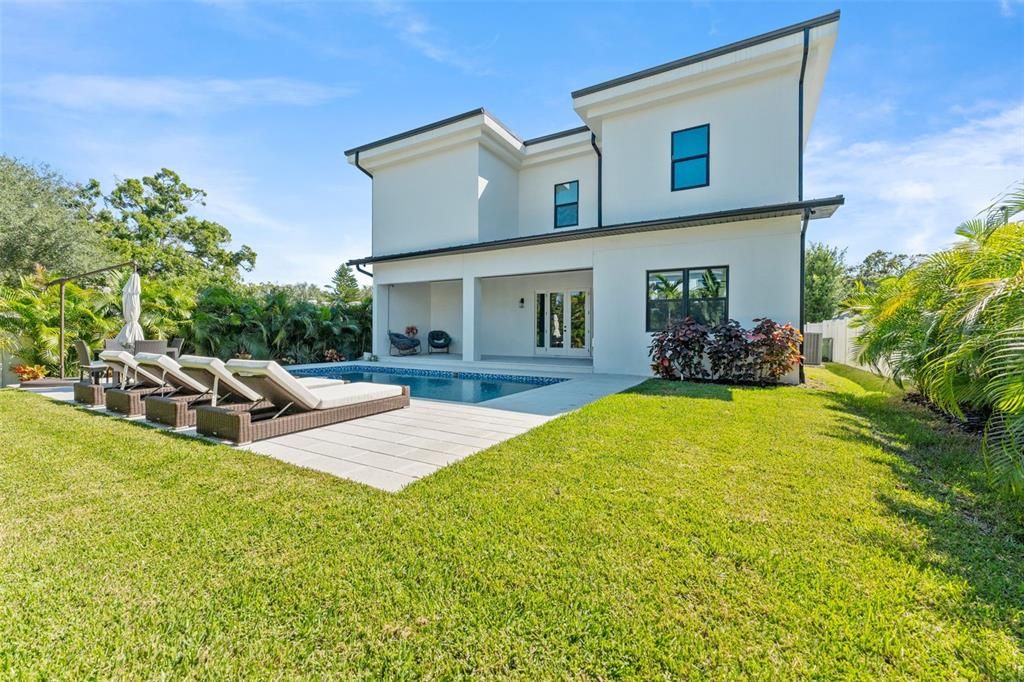 For Sale: $2,099,000 (5 beds, 3 baths, 3625 Square Feet)