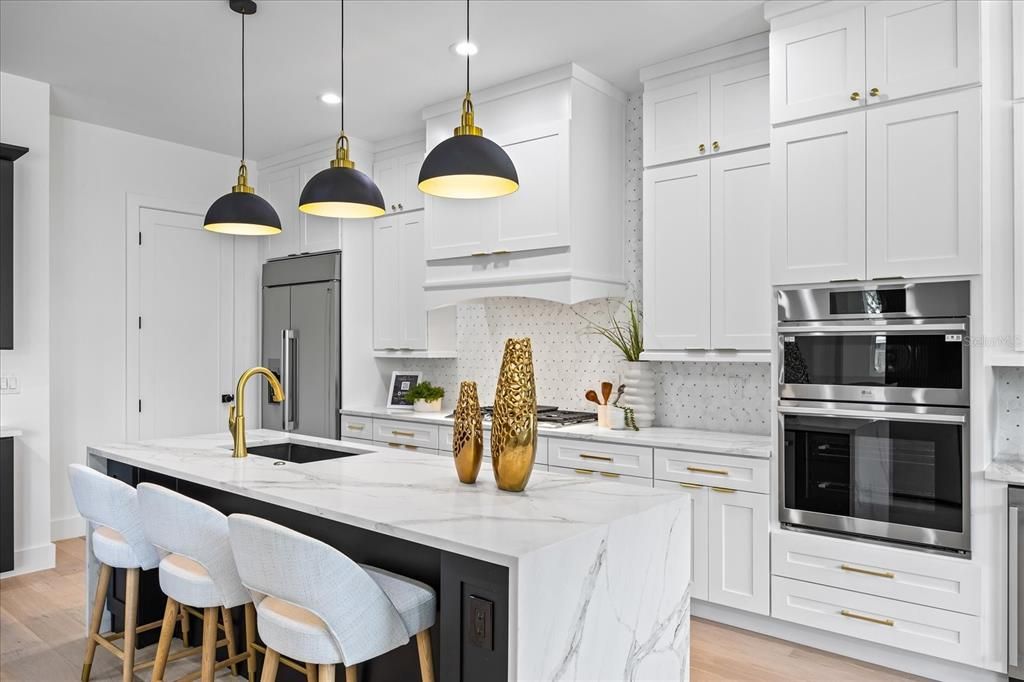 For Sale: $2,099,000 (5 beds, 3 baths, 3625 Square Feet)