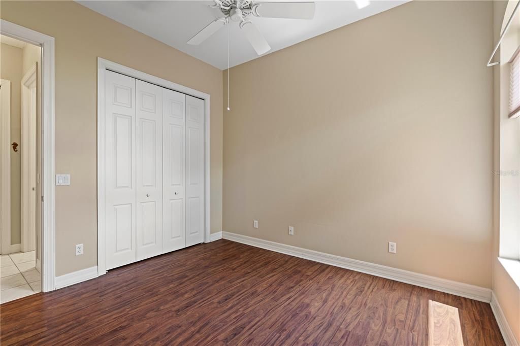 Active With Contract: $264,500 (3 beds, 2 baths, 1618 Square Feet)